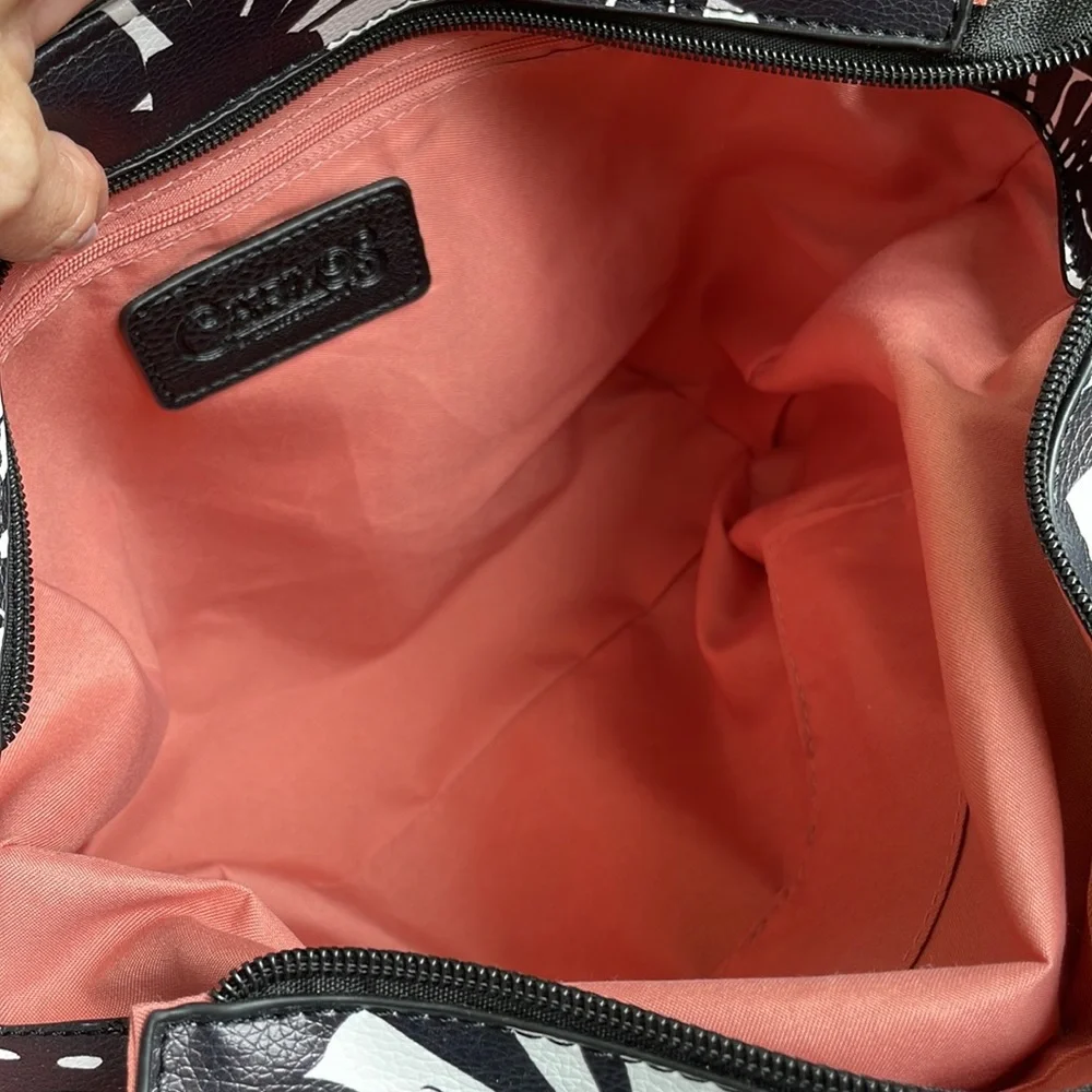 Carlos Santana, black white Crossbody shoulder handbag purse like new tropical - Picture 9 of 11